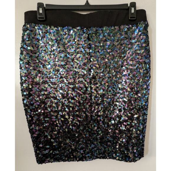 Torrid Women Purple Blue Sequin Mini Skirt Size 1 Stretch Lined Pull On - Picture 5 of 9